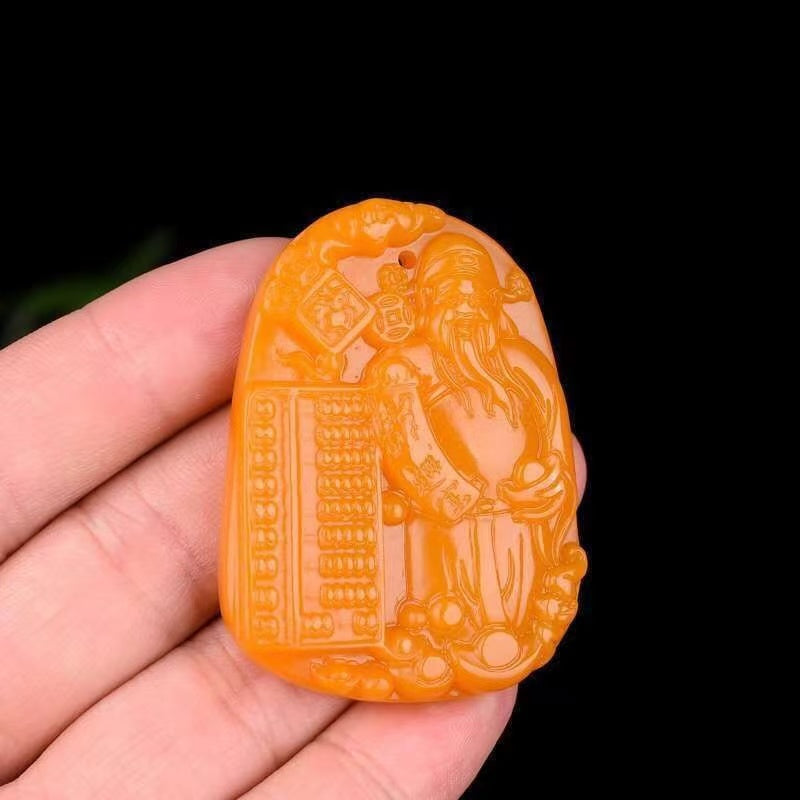 Jade pendant (collection level)